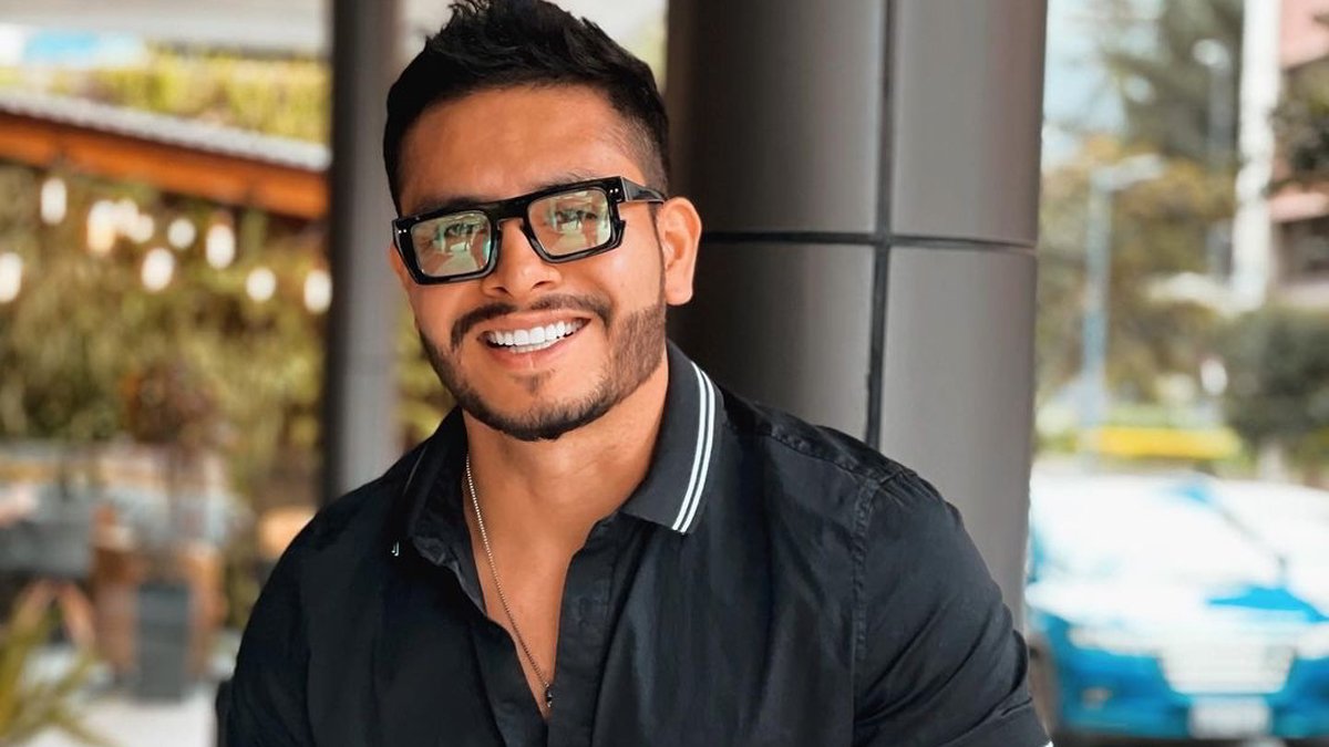 Jonathan Estrada participó en varios espacios de Ecuavisa como El combo amarillo, En contacto y Ecuador tiene talento.