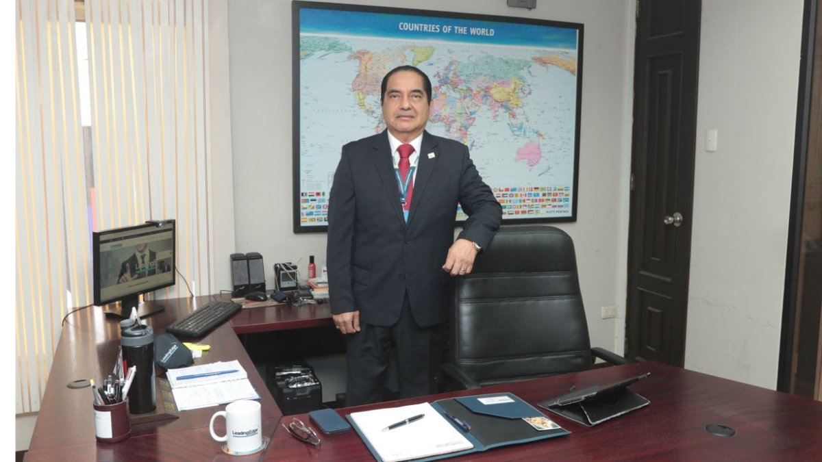 El presidente de la empresa es el CPA Jaime Suárez.