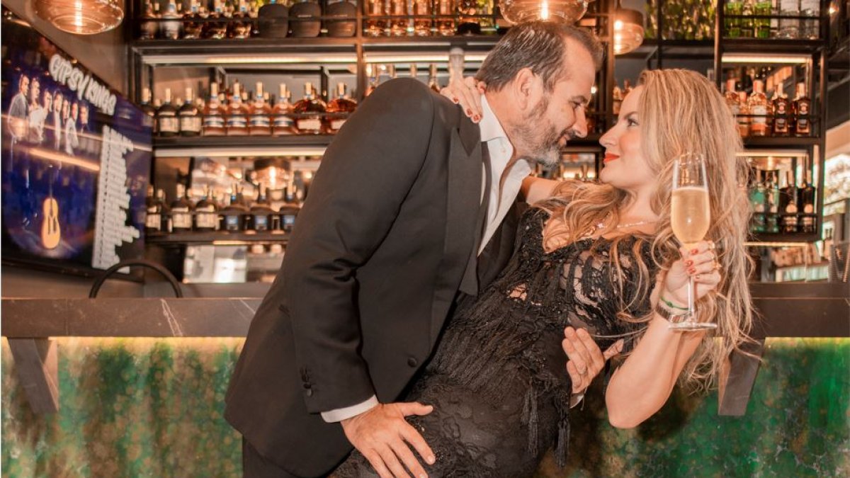 Son pareja y también socios. Ellos dan fe de que mantener sana la relación mientras se comparte el trabajo es posible.