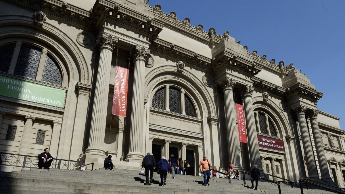 Ruta. Vista desde la clásica escalinata de la entrada principal del Museo Metropolitano de Arte de Nueva York.