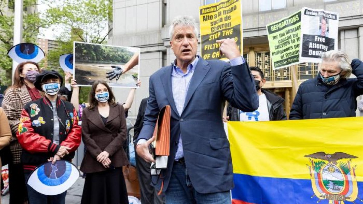 El abogado Steven Dozinger