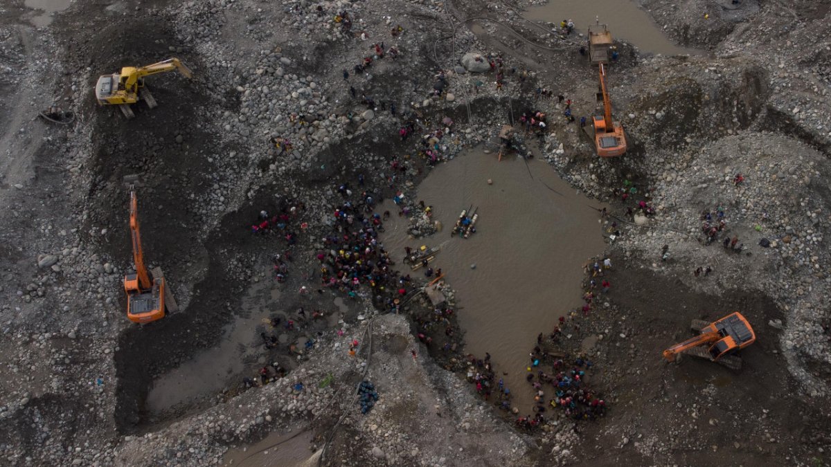Este era el panorama de las maquinarias que hacían minería ilegal.