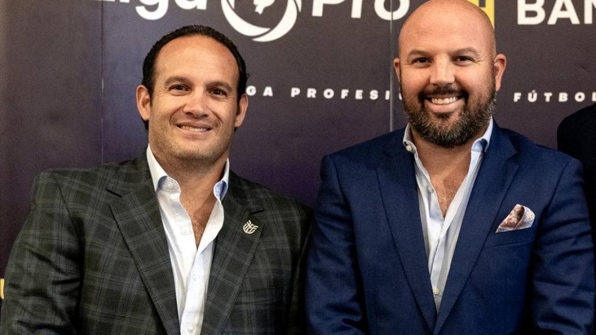 Francisco Egas (i) y Miguel Ángel Loor (d) trabajaron juntos en la creación de la LigaPro.