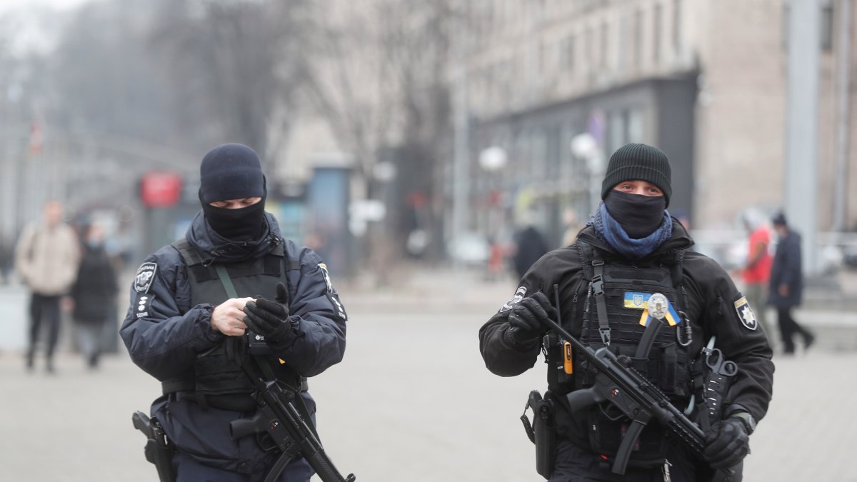 Este miércoles, el Gobierno de Estados Unidos advirtió que Rusia concentra cada vez más militares en su frontera con Ucrania, lo que contradice el anuncio de que ha retirado a varias unidades militares, y denunció las 