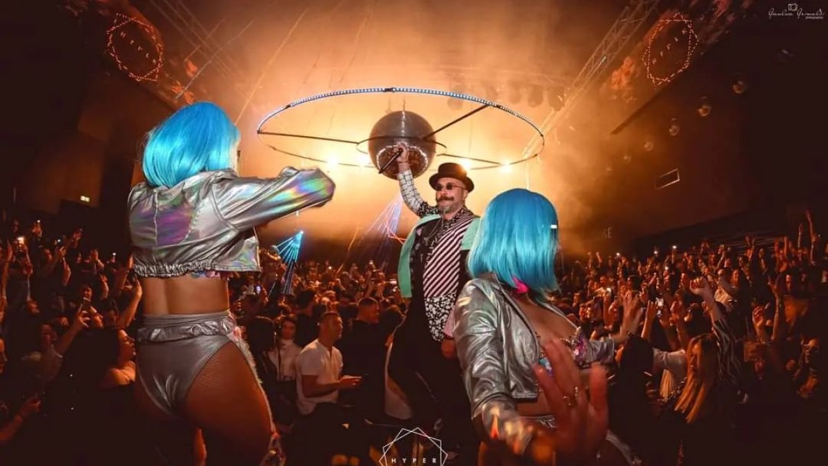 Reconocer los orígenes de la música disco permite entenderla en profundidad.