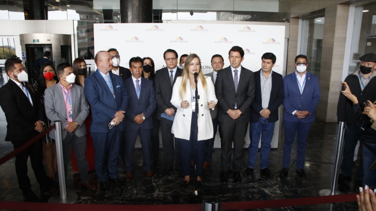 Comisión. Los miembros de mayoría de la mesa de Fiscalización cierran filas contra el proyecto de resolución.