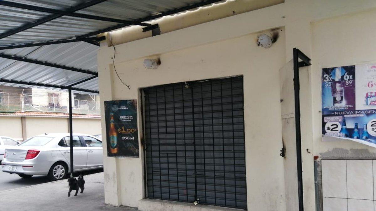 El suceso era investigado principalmente por peritos de Criminalística, en base a los indicios recogidos en la escena, y por la Dirección Nacional de Delitos Contra la Vida (Dinased).