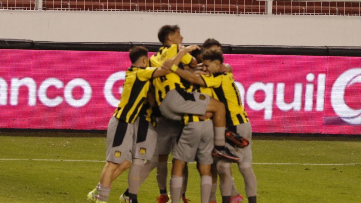 Peñarol se proclamó campeón de la Copa Libertadores sub-20 tras derrotar a Independiente en los penales.