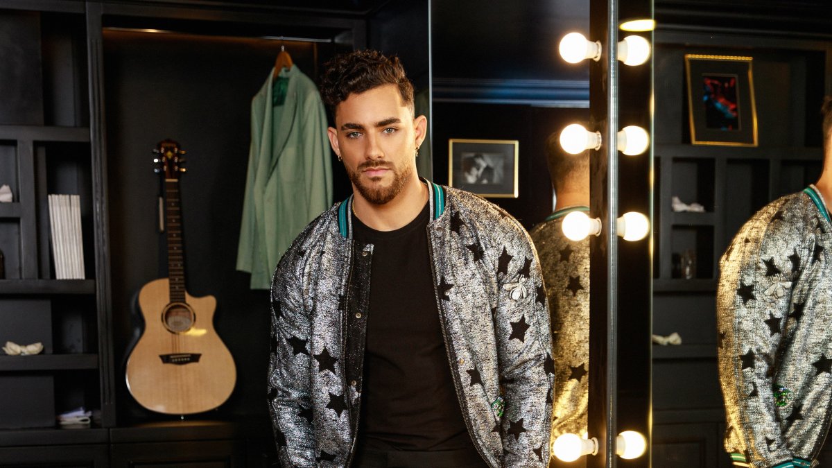 Austin se define primero como cantante, antes que actor y modelo.