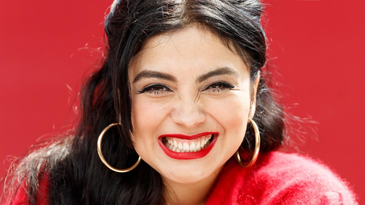 Fotografía de archivo con fecha del 12 de febrero de 2019, de la cantante chilena Mon laferte, durante una rueda de prensa en la Ciudad de México (México).