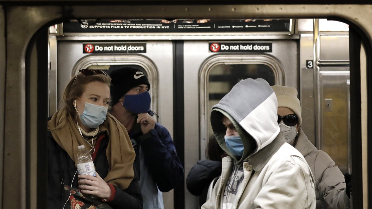 La MTA consideró esta propuesta en 2012 y de nuevo en 2016 debido al aumento de muertes en las vías del metro