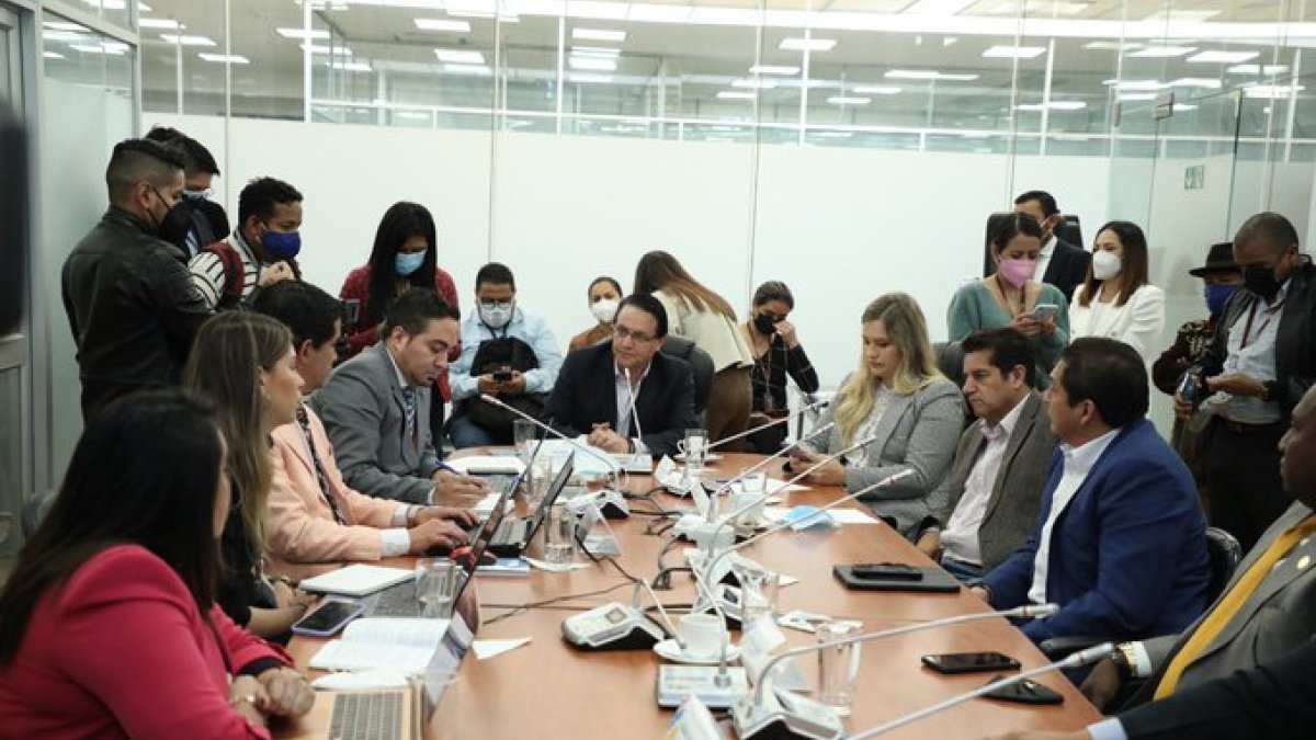 La Comisión de Fiscalización de la Asamblea nacional, durante la sesión del jueves 24 de febrero.