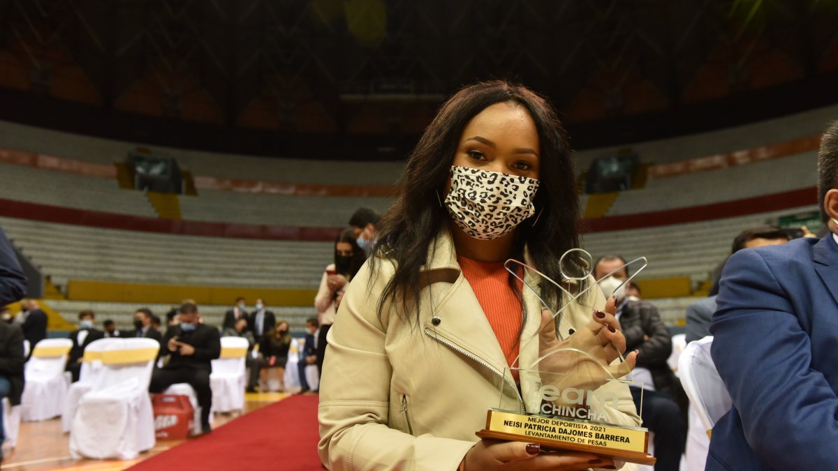 Neisi Dajomes, la halterista más destacada y la mejor deportista de Pichincha.