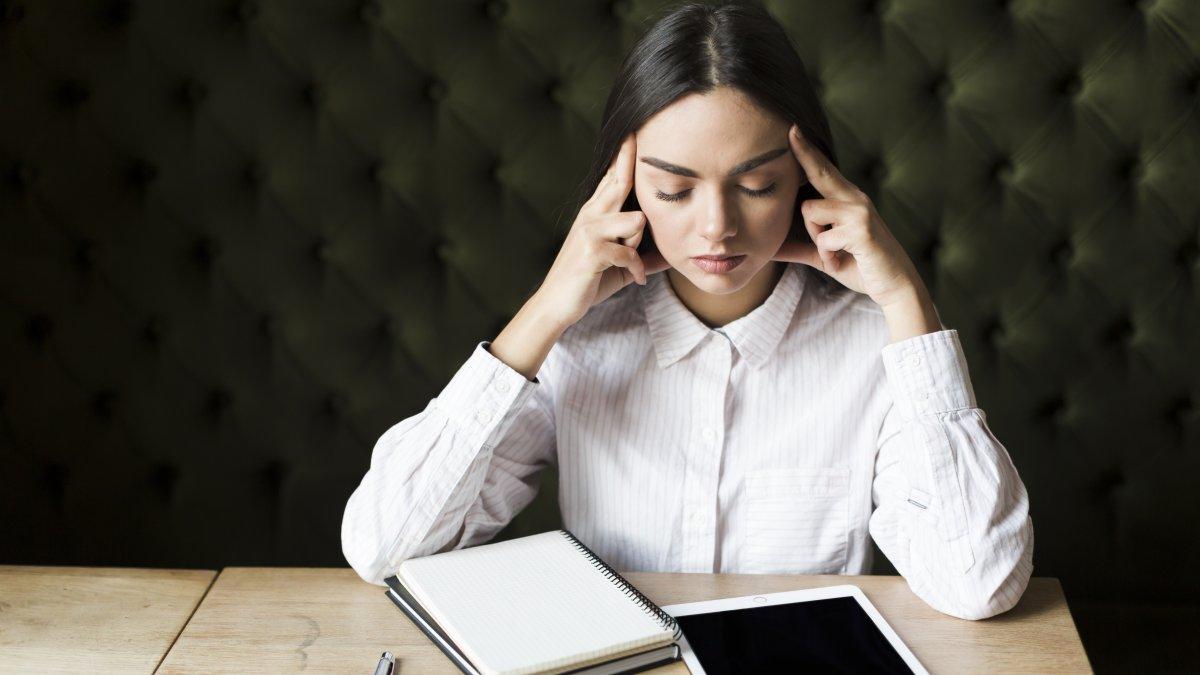 Tratar de realizar varias actividades al mismo tiempo puede llevar a un bloqueo mental.