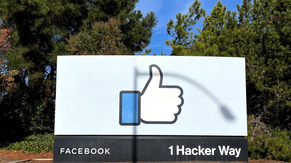 Vista de la sede de Facebook en Menlo Park, California, Estados Unidos, en una fotografía de archivo.