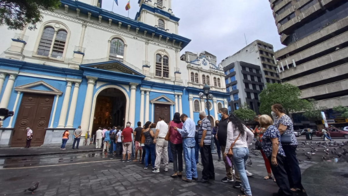 Hoy inició la cuaresma con el miércoles de ceniza.