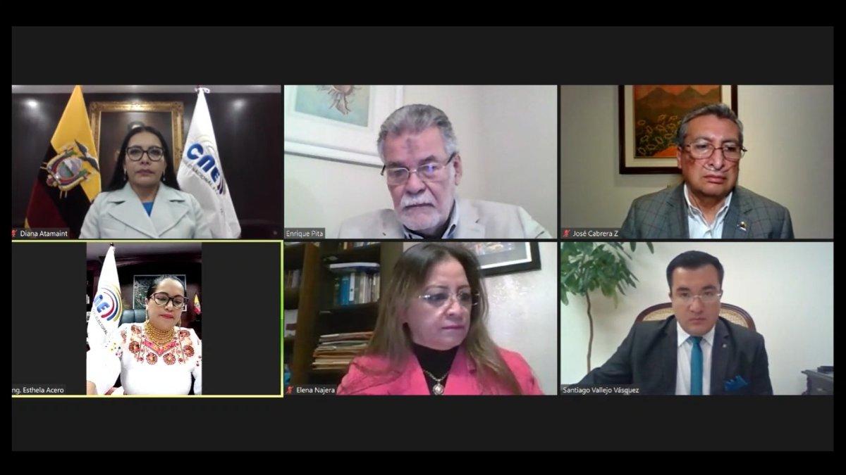 En una sesión virtual tres consejeros electorales votaron por el presupuesto. Elena Najera se abstuvo y el vicepresidente Enrique Pita votó en contra.