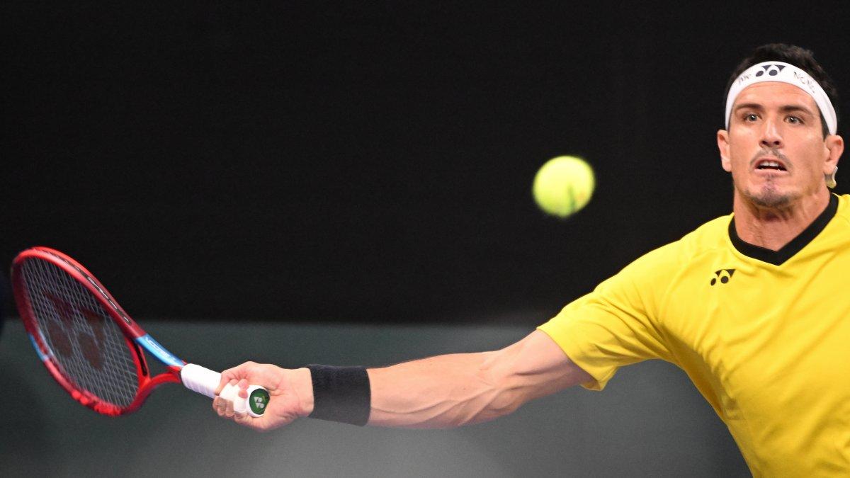 Emilio Gómez, raqueta número uno de Ecuador, perdió frente al francés Arthur Rinderknech por 6-2 y 7-5.