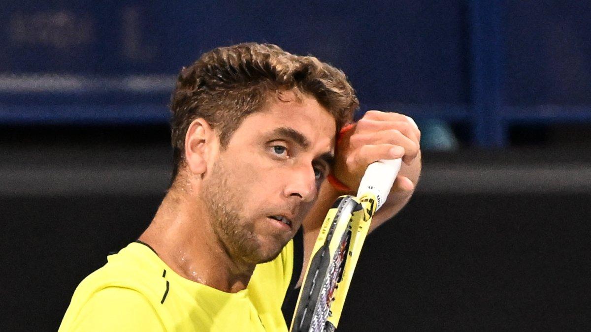 El ecuatoriano Roberto Quiroz le ganó un set a Adrian Mannarino, pero al final la victoria fue del francés.