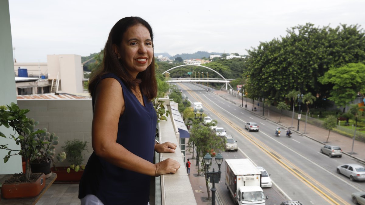Campaña. Catherine Medranda lideró a un grupo de guayaquileños que intentó hacerle frente a la escasez de oxígeno durante los días más fuertes de la crisis.