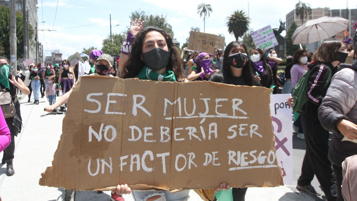 Según CEPAM cada 54 horas hay un femicidio en Ecuador.