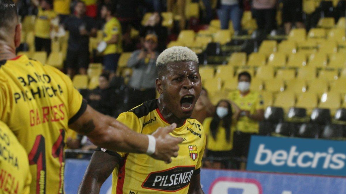 Gabriel Cortez marcó el gol que abrió el marcador en el Monumental.