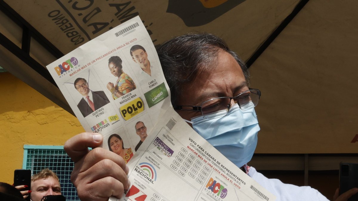 Gustavo Petro, uno de los precandidatos a la Presidencia de Colombia de Pacto Histórico