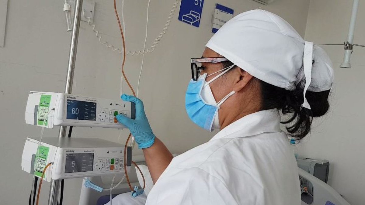 En el país se acumulan hasta hoy 849.386 casos y 35.347 personas fallecidas a causa de la pandemia, según cifras oficiales.