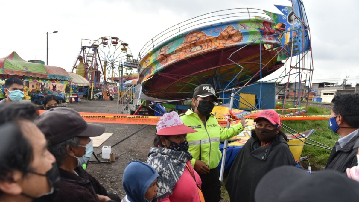 Sospecha. En el caso del accidente de Quito se presume que hubo el desplome de parte de la estructura de uno de los juegos mecánicos.