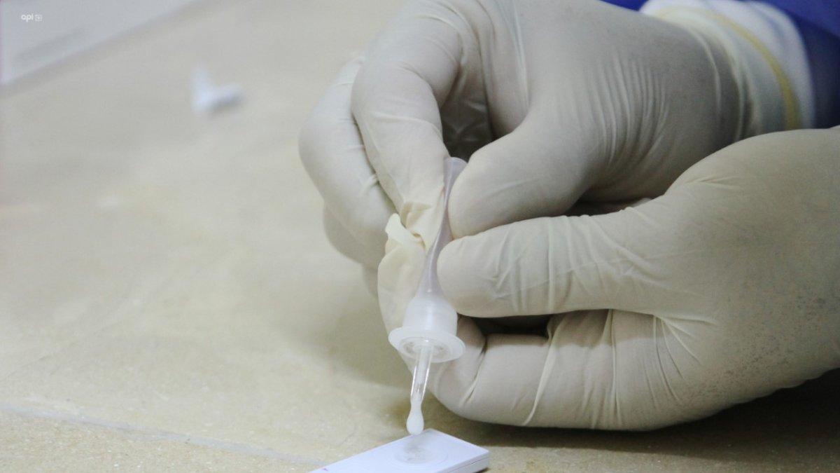 Los tets de coronavirus podrían volver a tener alta demanda si la subvariante del ómicron se propaga, 