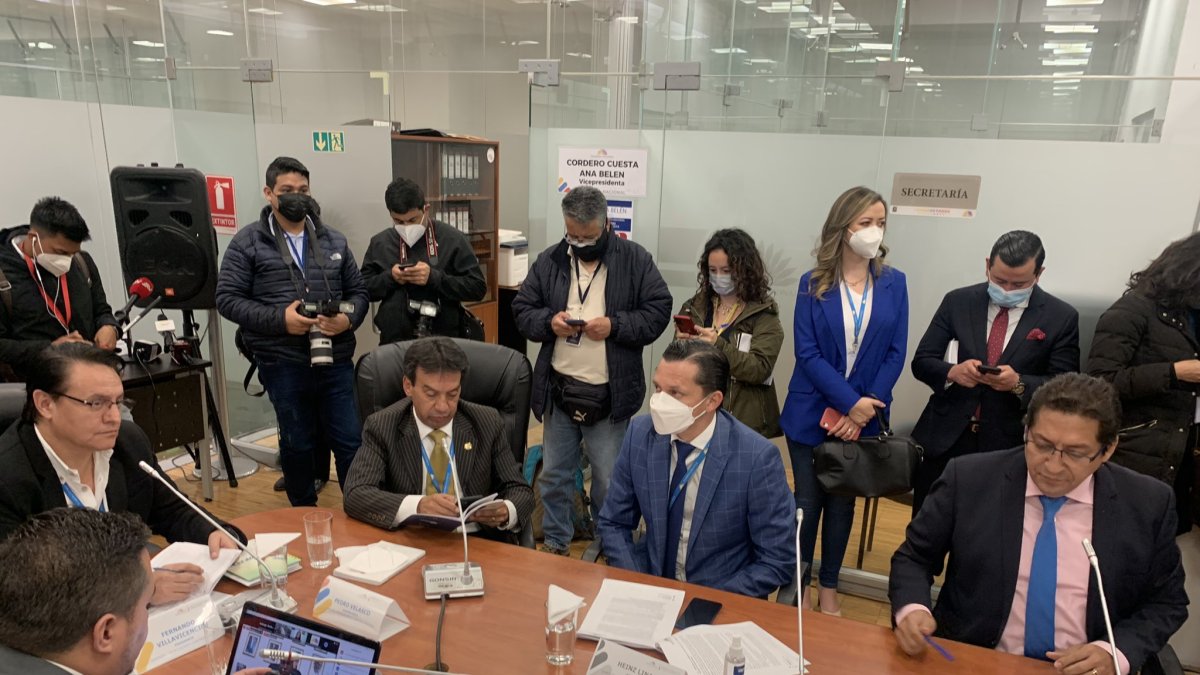 La Comisión de Fiscalización sesionó la mañana de hoy para conocer el informe. También inició las comparecencias respecto a la investigación del proyecto Eólico Minas de Huascachaca.