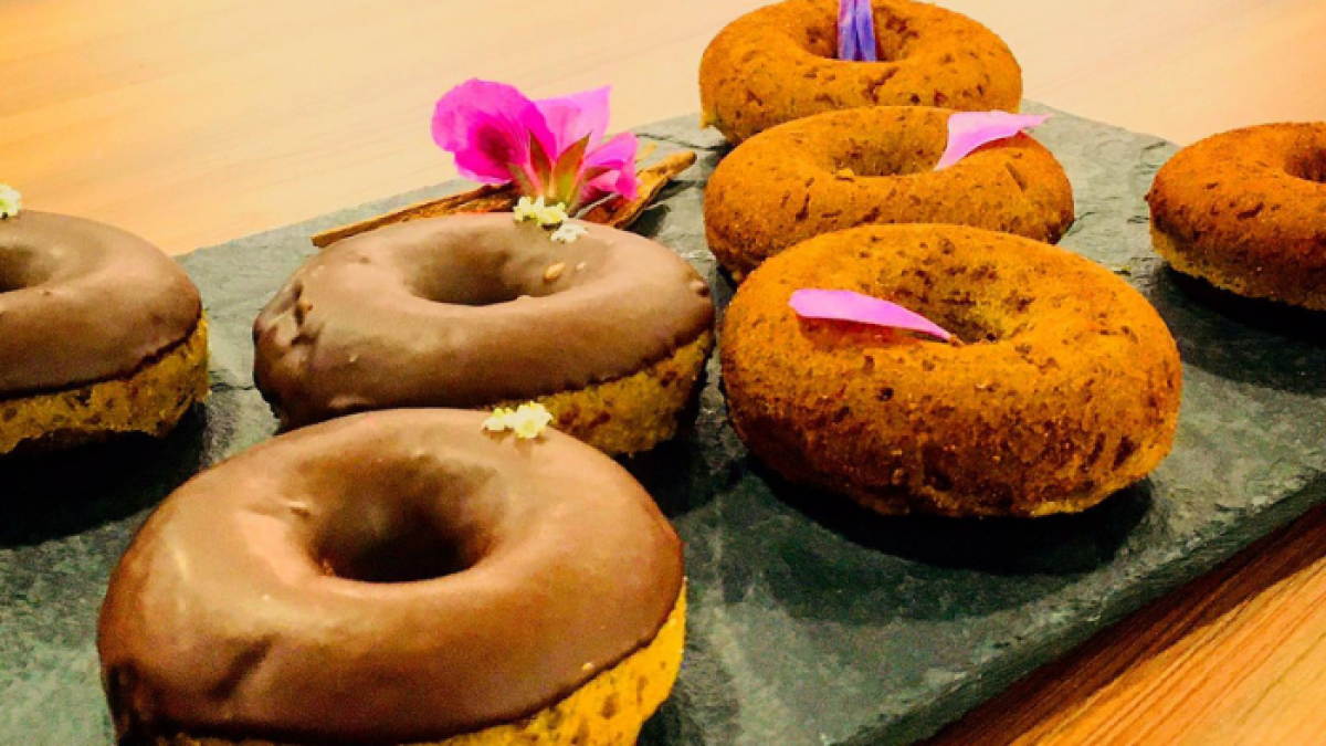 Donas en Shosholoza.