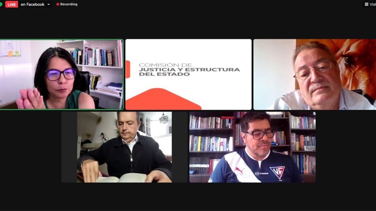 Convocatoria. La sesión de la mesa legislativa se realizó de forma virtual el 19 de marzo de 2022.