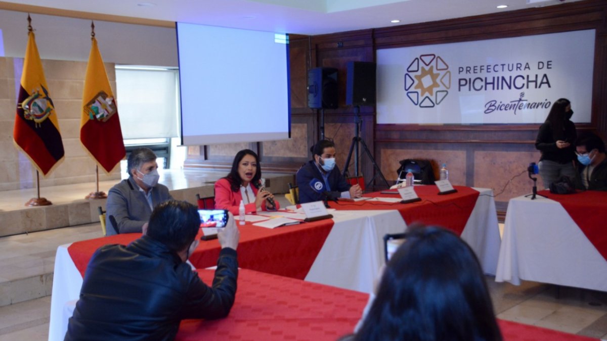 Prefecta. Paola Pabón está en el cargo desde 2019. Una ex asesora externa pidió su amnistía.