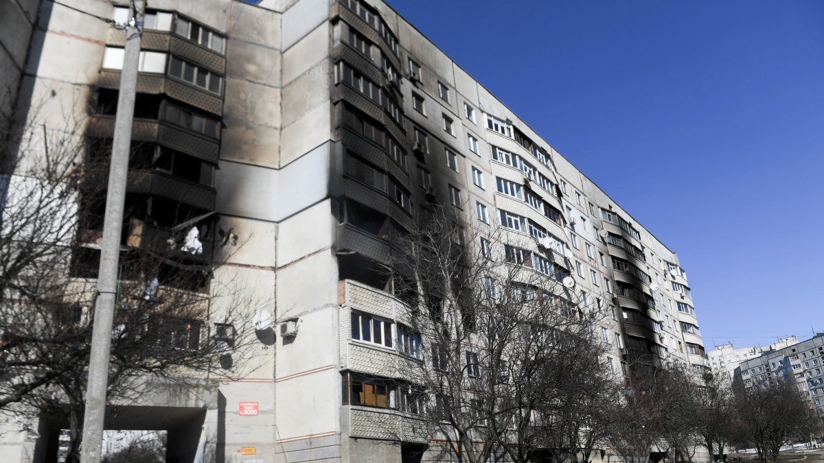 Edificio bombardeado en la ciudad de Járcov