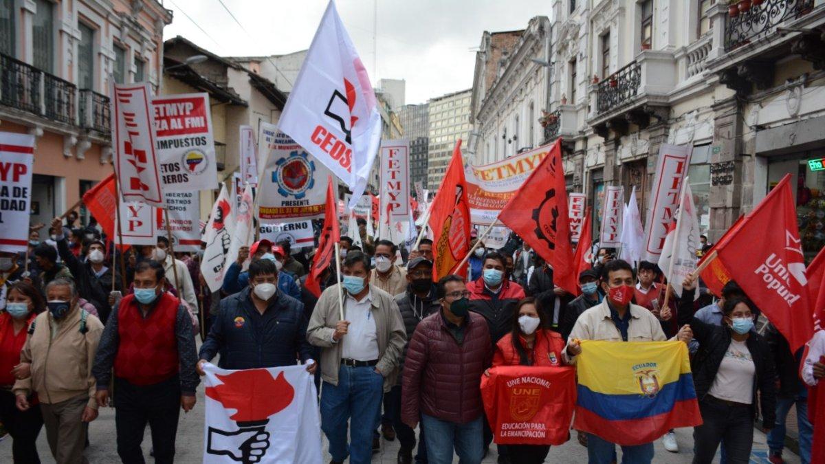 Reclamo. Los manifestantes hablan de privatizaciones, pero el Gobierno lo niega.