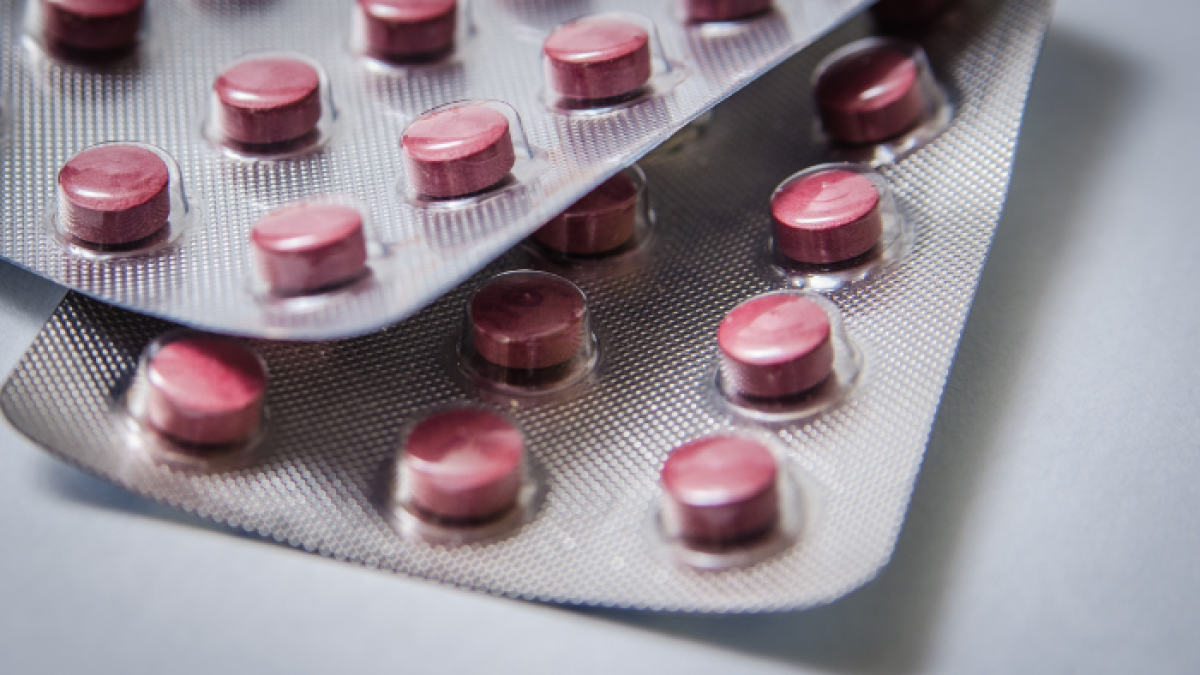 La administración oral en ratones durante los ensayos fue durante 4 semanas