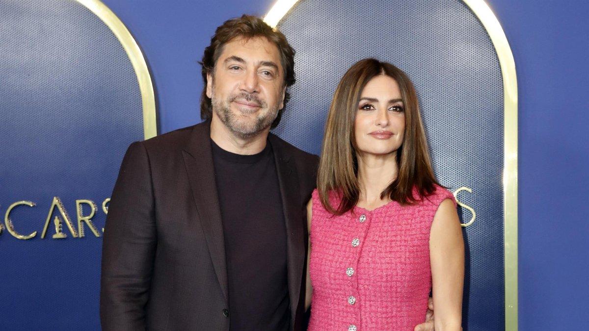 El actor Javier Bardem y la actriz Penélope Cruz en la comida de los nominados a los Óscars este mes de marzo.