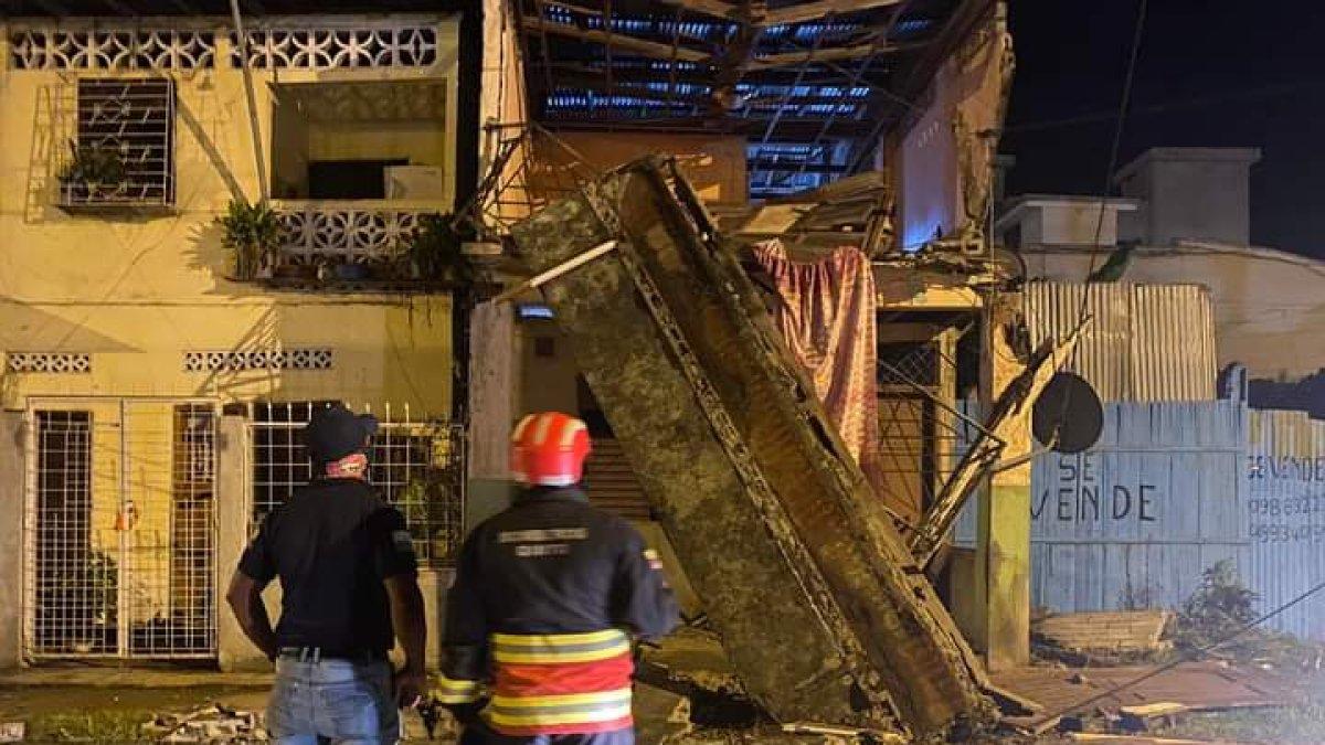 Las autoridades continúan evaluando los daños en las viviendas