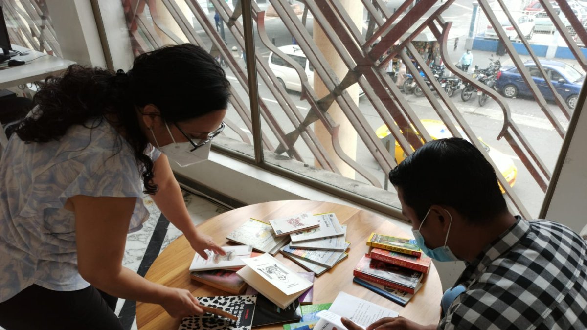 En la Biblioteca de las Artes comenzaron a recibirse donaciones de libros para el intercambio.