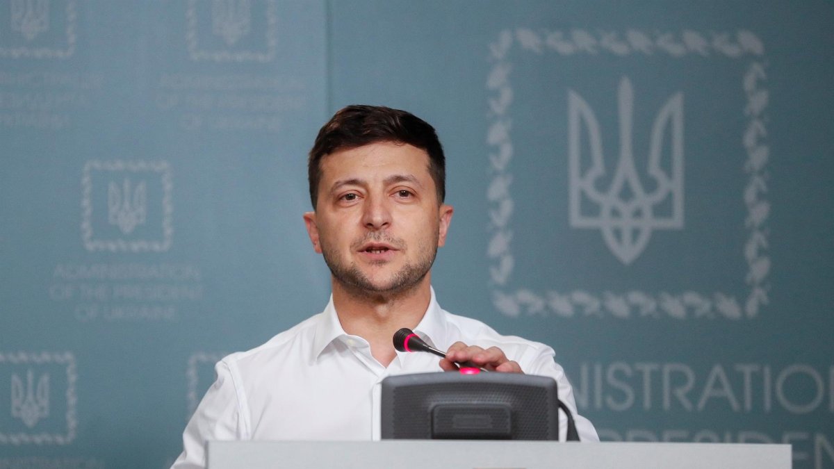 Fotografía de archivo en la que se registró al presidente de Ucrania, Volodímir Zelenski, en Kiev (Ucrania).