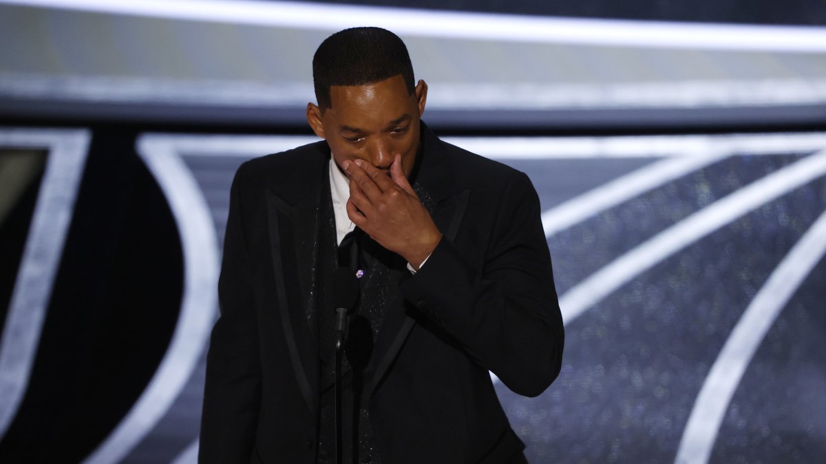 El actor Will Smith tras recoger el Óscar a mejor actor por 'King Richard' en el Teatro Dolby en Hollywood, Los Ángeles