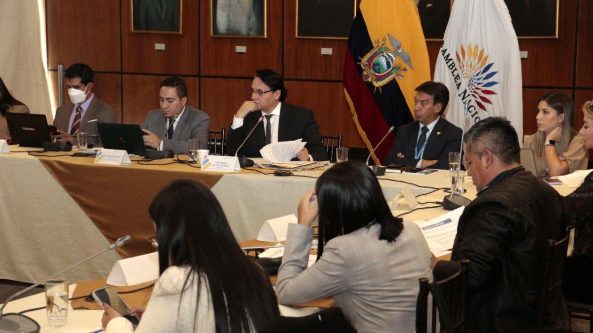 Debate. La Comisión de Fiscalización y Control Político sesionó ayer para analizar este nuevo caso de corrupción.