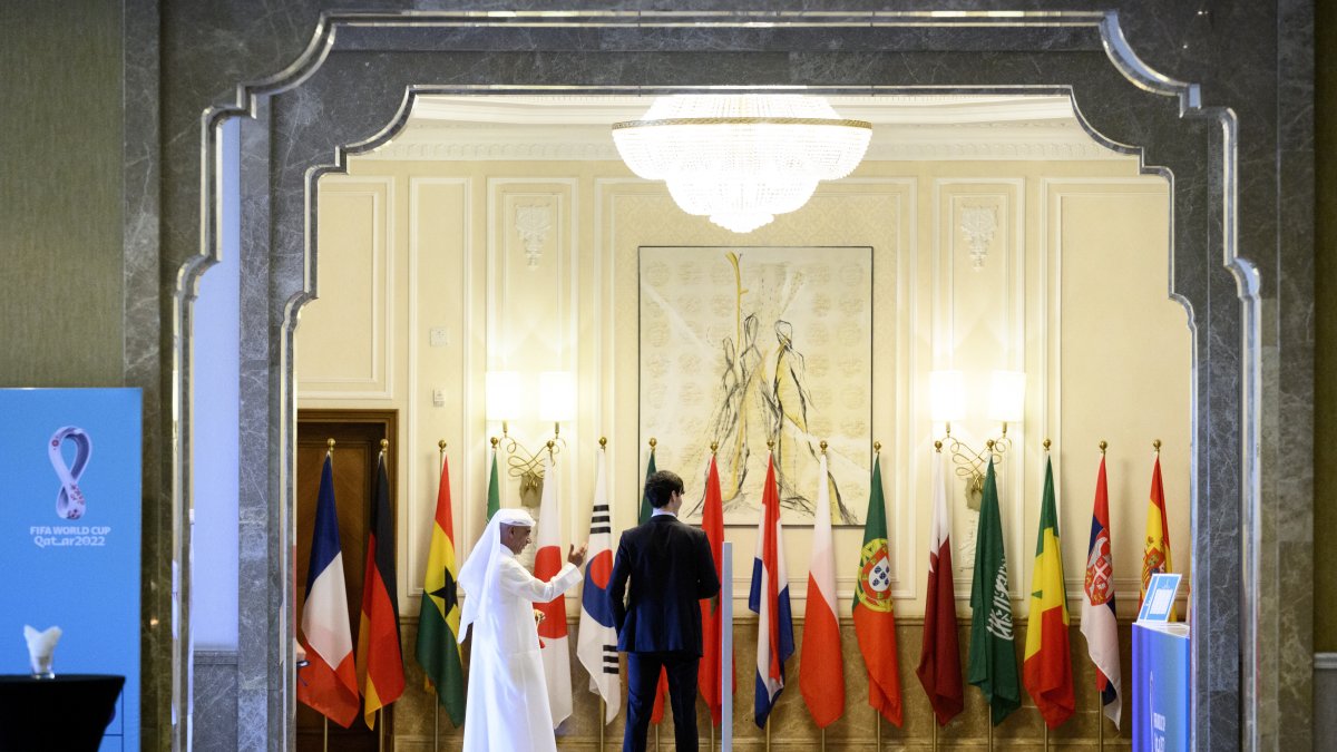 Es la primera vez que la banda sonora de la competición se compone de varias canciones.