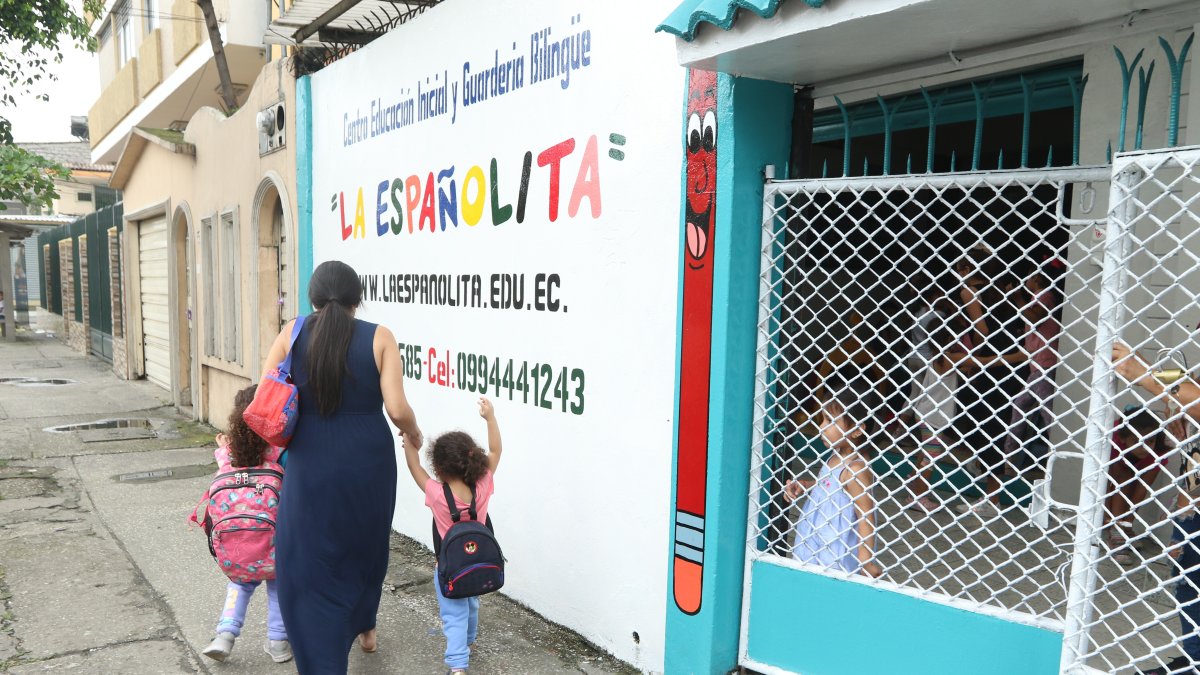 Distracción. Las madres no solo buscan los centros infantiles para que cuiden de sus niños mientras ellas trabajan, sino para que retomen además la distracción y el juego con otros niños.