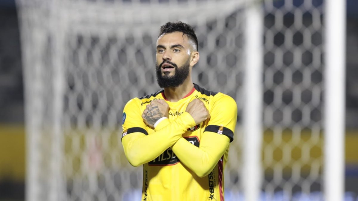 Gonzalo Mastriani y Leonel Quiñónez anotaron los goles para el equipo de Jorge Célico. Si mantiene la ventaja se aleja en el liderato de LigaPro