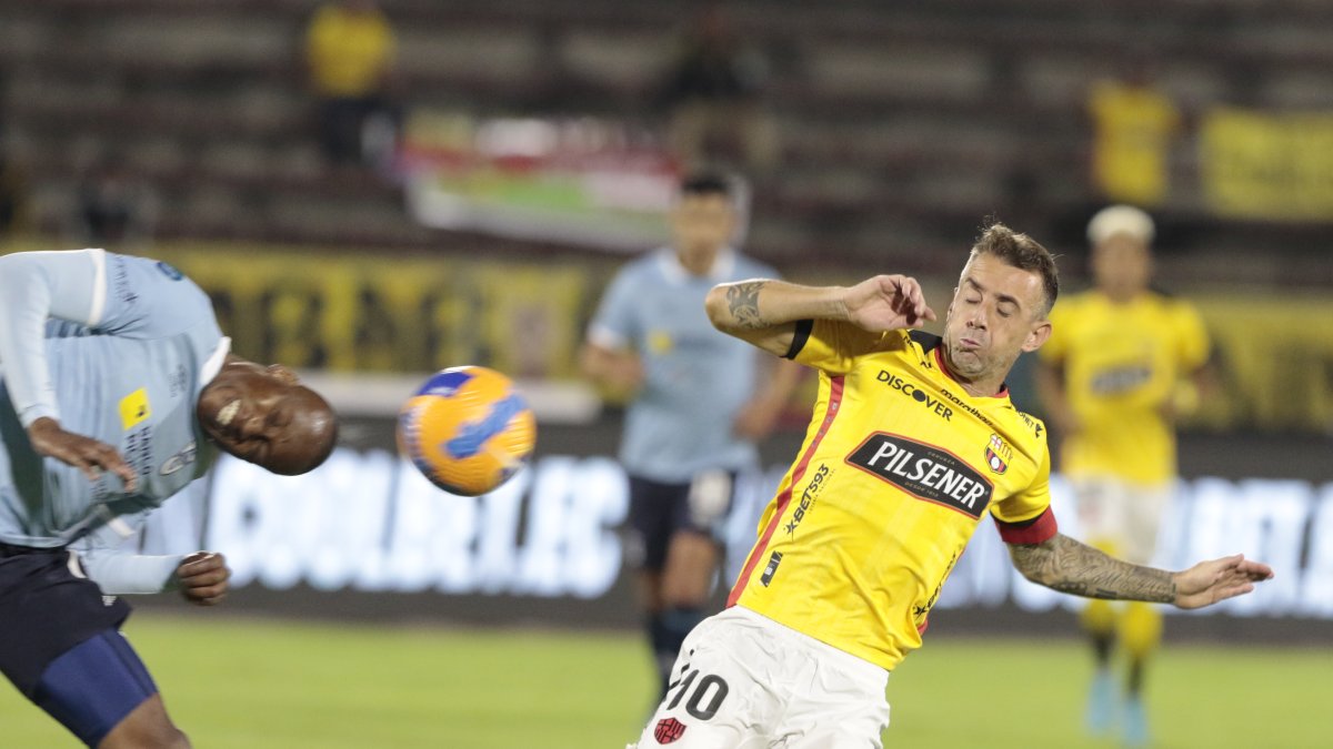 Damián Díaz volvió a jugar como titular y dio una asistencia para el segundo gol torero.