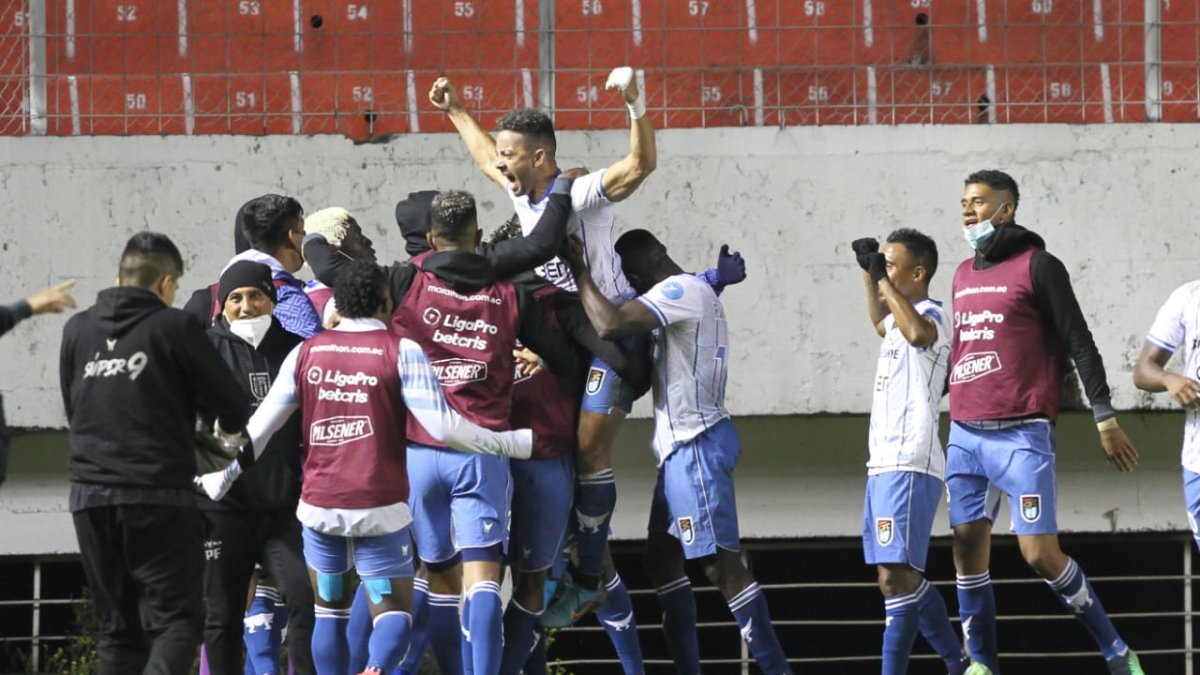 El 9 de Octubre se adelantó en el marcador, en una de sus pocas llegadas a profundidad.