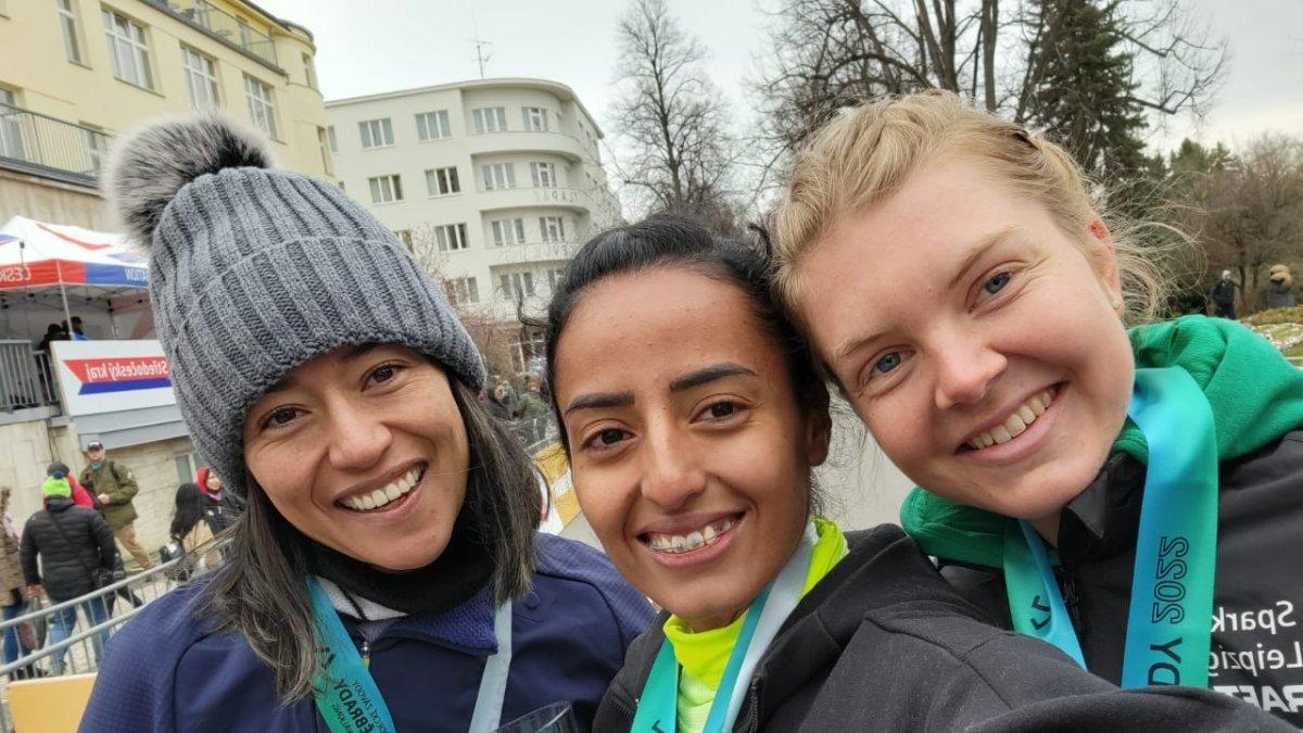 Ordóñez, junto a la mexicana Valeria Ortuño (oro) y la alemana Saskia Feige (plata).