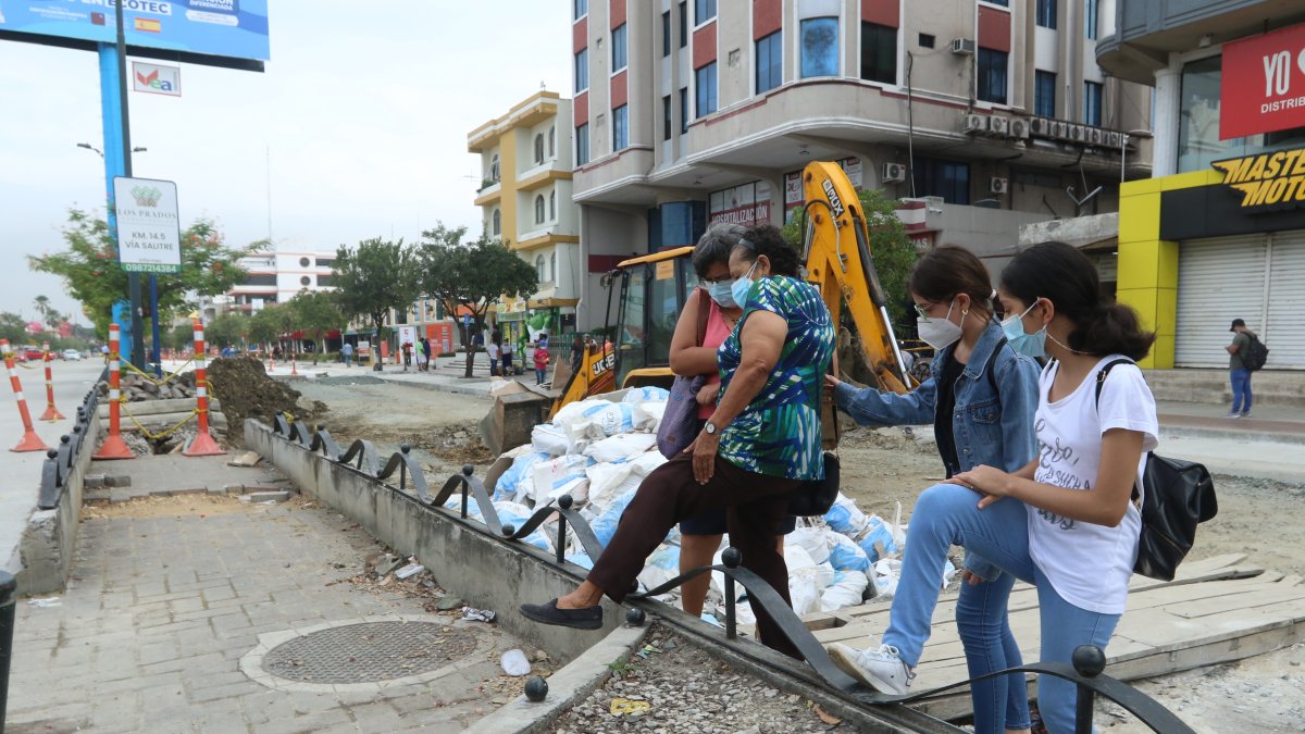 Obra. Un tramo reciente de la avenida la Rodolfo Baquerizo. 